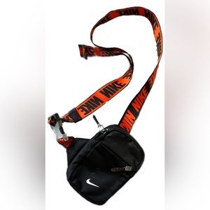Nike cross body